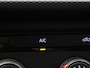 Volkswagen Transporter 2.0 TDI L2H1 110PK | Trekhaak | Parkeersensoren Voor + Achter | Airco | Cruise Control | Multifunctioneel Stuurwiel | Verwarmbare Voorruit | Achteruitrijcamera | Navigatie | Apple/Android Carplay |