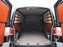 Volkswagen Transporter 2.0 TDI L2H1 110PK | Trekhaak | Parkeersensoren Voor + Achter | Airco | Cruise Control | Multifunctioneel Stuurwiel | Verwarmbare Voorruit | Achteruitrijcamera | Navigatie | Apple/Android Carplay |