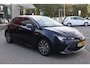 Toyota Corolla 1.8 HYBRID DYNAMIC AFN-TREKHAAK HALF-LEDER+STOELVERW PARK-CAMERA KEYLESS NL-AUTO