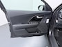 Kia Niro Hybrid 1.6 GDi DynamicLine - Trekhaak - Camera - Navigatie - AppleCarplay Android Auto Virena Zekerheidspakket 895 ,- BOVAG Garantie