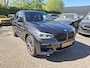 BMW X3 xDrive30i High Executive | M-SPORT | PANO- SCHUIFDAK | 360 CAMERA | NAVIGATIE | ELEKTRISCHE TREKHAAK | LEER | STUUR- EN STOELVERWARMING | 20 INCH M-SPORT WIELEN |
