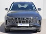 Hyundai Tucson 1.6 T-GDI HEV Premium / Fabrieksgarantie tot 4-2028 / 8 jaar hybride batterij garantie / Navigatie / Elektr. Stoelen / Stoelverwarming / Lederen Bekleding / Camera / Krell Audio / Apple Carplay & Android Auto /