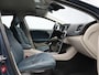 Volvo V40 1.6 T2 Summum / Stoelverwarming / Elektr. stoelverstelling bestuurder / Cruise Control / Leder / Verwarmbare voorruit / Bluetooth