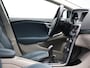 Volvo V40 1.6 T2 Summum / Stoelverwarming / Elektr. stoelverstelling bestuurder / Cruise Control / Leder / Verwarmbare voorruit / Bluetooth