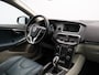 Volvo V40 1.6 T2 Summum / Stoelverwarming / Elektr. stoelverstelling bestuurder / Cruise Control / Leder / Verwarmbare voorruit / Bluetooth