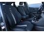 BMW 2-Serie Active Tourer 218i Sportline | Trekhaak | 18 Inch | LED |
