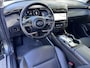 Hyundai Tucson 1.6 T-GDI PHEV Premium 4WD / Dealer onderhouden / Fabrieksgarantie tot 01-2027 / Afn. trekhaak 1.350 kg / Automaat / Leder / Elektrische stoelen & klep / Camera 360° / Stoelventilatie / Stuur-, stoel- & achterbankverwarming / Apple Carpay Android / 19" LM wielen /