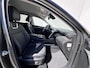 Hyundai Tucson 1.6 T-GDI PHEV Premium 4WD / Dealer onderhouden / Fabrieksgarantie tot 01-2027 / Afn. trekhaak 1.350 kg / Automaat / Leder / Elektrische stoelen & klep / Camera 360° / Stoelventilatie / Stuur-, stoel- & achterbankverwarming / Apple Carpay Android / 19" LM wielen /