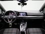 Volkswagen Golf 2.0 TSI GTI 245 PK | Panorama Schuif/Kantel Dak | LED Matrix | Stoelverwarming | Stuurwielverwarming | Digital Cockpit Pro | Head-Updisplay | Achteruitrijcamera | 19 Inch Estoril Velgen