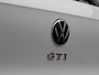 Volkswagen Golf 2.0 TSI GTI 245 PK | Panorama Schuif/Kantel Dak | LED Matrix | Stoelverwarming | Stuurwielverwarming | Digital Cockpit Pro | Head-Updisplay | Achteruitrijcamera | 19 Inch Estoril Velgen
