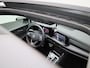 Volkswagen Golf 2.0 TSI GTI 245 PK | Panorama Schuif/Kantel Dak | LED Matrix | Stoelverwarming | Stuurwielverwarming | Digital Cockpit Pro | Head-Updisplay | Achteruitrijcamera | 19 Inch Estoril Velgen