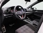 Volkswagen Golf 2.0 TSI GTI 245 PK | Panorama Schuif/Kantel Dak | LED Matrix | Stoelverwarming | Stuurwielverwarming | Digital Cockpit Pro | Head-Updisplay | Achteruitrijcamera | 19 Inch Estoril Velgen