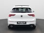Volkswagen Golf 2.0 TSI GTI 245 PK | Panorama Schuif/Kantel Dak | LED Matrix | Stoelverwarming | Stuurwielverwarming | Digital Cockpit Pro | Head-Updisplay | Achteruitrijcamera | 19 Inch Estoril Velgen