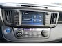Toyota RAV4 AWD hybrid style-selection navigatie trekhaak-afneembaar 18"-lmv PDC v+a 360-camera leder/stof bekleding stoelen/stuur verwarmd ECC cruise-controle private-glas stuurbediening keyless entry/start electrische-achterklep