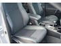Toyota RAV4 AWD hybrid style-selection navigatie trekhaak-afneembaar 18"-lmv PDC v+a 360-camera leder/stof bekleding stoelen/stuur verwarmd ECC cruise-controle private-glas stuurbediening keyless entry/start electrische-achterklep