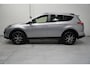 Toyota RAV4 AWD hybrid style-selection navigatie trekhaak-afneembaar 18"-lmv PDC v+a 360-camera leder/stof bekleding stoelen/stuur verwarmd ECC cruise-controle private-glas stuurbediening keyless entry/start electrische-achterklep