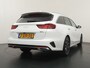 Kia Ceed Sportswagon 1.5 T-GDi GT-Line - Schuifkantel dak - All-Season banden - Camera - AppleCarplay - Android Auto Fabrieksgarantie tot 03-2032 of 150.000Km