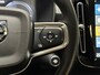 Volvo XC40 1.5 T5 Recharge Inscription 252Pk Automaat (APPLE CARPLAY, GROOT NAVI, TREKHAAK, GETINT GLAS, SPORTSTOELEN, KEYLESS, ELEK ACHTERKLEP, NIEUWE APK, NIEUWSTAAT)