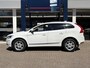 Volvo XC60 2.0 T5 FWD Ocean Race / Automaat / Open-Panodak / Adaptieve Cruise-Control / Vol-Leder / Stoelverwarming / Elektr.-Stoelen met Geheugen / Afneembare-Trekhaak / Climate-Control / Dodehoek-Detectie / Elektr.-Achterklep / Keyless / Radio-Bluetooth / Navi / PDC V+A met Camera / 18'' LMV / ENZ.