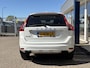 Volvo XC60 2.0 T5 FWD Ocean Race / Automaat / Open-Panodak / Adaptieve Cruise-Control / Vol-Leder / Stoelverwarming / Elektr.-Stoelen met Geheugen / Afneembare-Trekhaak / Climate-Control / Dodehoek-Detectie / Elektr.-Achterklep / Keyless / Radio-Bluetooth / Navi / PDC V+A met Camera / 18'' LMV / ENZ.