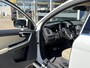 Volvo XC60 2.0 T5 FWD Ocean Race / Automaat / Open-Panodak / Adaptieve Cruise-Control / Vol-Leder / Stoelverwarming / Elektr.-Stoelen met Geheugen / Afneembare-Trekhaak / Climate-Control / Dodehoek-Detectie / Elektr.-Achterklep / Keyless / Radio-Bluetooth / Navi / PDC V+A met Camera / 18'' LMV / ENZ.