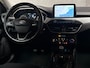 Ford Focus Wagon 1.0 EcoBoost Titanium Sport (APPLE CARPLAY, GROOT NAVI, STUUR/STOELVERWARMING, SPORTSTOELEN, GETINT GLAS, LM VELGEN, NIEUWE APK, NIEUWSTAAT)