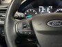 Ford Focus Wagon 1.0 EcoBoost Titanium Sport (APPLE CARPLAY, GROOT NAVI, STUUR/STOELVERWARMING, SPORTSTOELEN, GETINT GLAS, LM VELGEN, NIEUWE APK, NIEUWSTAAT)
