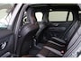 Volvo V60 T6 Recharge Plug-in hybrid AWD Plus Dark - Panorama/schuifdak - IntelliSafe Assist & Surround - 360º Camera - Head-up Display - Harman/Kardon audio - Elektrisch verstel. voorstoelen met geheugen - Verwarmbare voorstoelen voor achter & stuurwiel - Contourstoelen - 19" Wielen