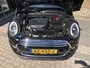 MINI Cooper 1.5 136PK BLACK-BLACK-BLACK : NAVI/LEER/LED/PDC/ CLIMA/S&S/MEDIA/BTA/SPORTZETELS/LMV/ .NL AUTO/KM=NAP