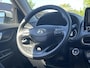 Hyundai Kona 1.6 GDI HEV Fashion Cruisecontrol | Navigatiesysteem | Achterruitrijcamera | Lichtmetalenvelgen | Parkeersensoren achter| Climate control | Headup-Display |