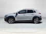 Hyundai Kona 1.6 GDI HEV Fashion Cruisecontrol | Navigatiesysteem | Achterruitrijcamera | Lichtmetalenvelgen | Parkeersensoren achter| Climate control | Headup-Display |