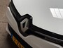 Renault Clio 0.9 TCe Dynamic Sport (NAVIGATIE, LM VELGEN, PARKEERSENSOREN, SPORTSTOELEN, GETINT GLAS, CRUISE, NIEUWE APK, NIEUWSTAAT)