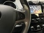 Renault Clio 0.9 TCe Dynamic Sport (NAVIGATIE, LM VELGEN, PARKEERSENSOREN, SPORTSTOELEN, GETINT GLAS, CRUISE, NIEUWE APK, NIEUWSTAAT)