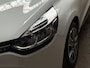 Renault Clio 0.9 TCe Dynamic Sport (NAVIGATIE, LM VELGEN, PARKEERSENSOREN, SPORTSTOELEN, GETINT GLAS, CRUISE, NIEUWE APK, NIEUWSTAAT)