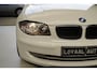 BMW 1-Serie 118i Business Line | AUT | PANODAK | AIRCO | CRUISE | LEDER | STOEL.VERW | APK.