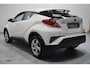 Toyota C-HR / C-HR+ 1.8 Hybrid Active navigatie 1e eigen. cruise-controle 17"-lmv drivers-assist PDC v+a ECC camera bleutooth DAB stuurbediening stoelverwarming