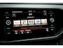 Volkswagen T-Cross 1.0 TSi | Airco | Lane Assist | 17 inch LMV All Season | Stoelverwarming