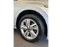 Volkswagen Golf 1.0 TSI Life | Adaptieve cruise control | Climate control | Nederlands geleverd | Apple carplay | Parkeersensoren v+a | Digital dashboard | Navigatie
