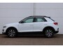 Volkswagen T-Roc 1.0 TSI Sport 115pk | Stoel- en Stuurverwarming | Adaptive | Sensoren