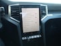 Volkswagen Amarok 3.0 TDI V6 204pk 4Motion Aventura | Rollcover | Navigatie | App connect | Adapt. Cruise | ECC | Leer | 360 Camera | LED | Harman / Kardon | Roll bar | Treeplanken | Standkachel | Trekhaak |