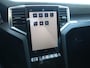 Volkswagen Amarok 3.0 TDI V6 204pk 4Motion Aventura | Rollcover | Navigatie | App connect | Adapt. Cruise | ECC | Leer | 360 Camera | LED | Harman / Kardon | Roll bar | Treeplanken | Standkachel | Trekhaak |