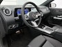 Mercedes-Benz EQA 250+ Business Solution Luxury 71 kWh | Trekhaak | Sierdelen in Star Pattern | Warmtewerend, donkergetint glas | Smartphone integratie | Panoramaschuifdak | 18 inch multispaakse lichtmetalen velgen |