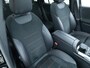 Mercedes-Benz GLB 200 AMG Line Night Pakket Panoramadak | Elec. trekhaak | Matrix Led | Elec. achterklep | Stoelverwarming | Camera | Navigatie, Cruise, Apple Carplay/app. connect