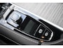 Volvo XC90 T8 455PK Automaat Plug-in hybrid AWD Ultimate Dark / Bowers & Wilkins / Luchtvering / Head Up Display / 360 Camera / Massagestoelen / Gelaagde Zijruiten / Trekhaak /