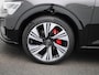 Audi Q8 Sportback e-tron 55 quattro S Edition 115 kWh | Trekhaak | Stoelverwarming Voor/achter | Optiek zwart | B&O audio | Navigatie | Head-up display | Leder | Digitale Led Matrix | 22 Inch Velgen |