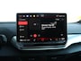 Volkswagen ID.4 Pro Limited Edition Plus 77 kWh 286pk | Wegklapbare Trekhaak | Panoramadak | Elek. verst. Sportzetels | Massage functie | IQ light Matrix | Keyless | Black style pakket plus | App Connect | Grootlichtassistent | Elek. bedien. Achterklep |