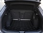 Volkswagen ID.4 Pro Limited Edition Plus 77 kWh 286pk | Wegklapbare Trekhaak | Panoramadak | Elek. verst. Sportzetels | Massage functie | IQ light Matrix | Keyless | Black style pakket plus | App Connect | Grootlichtassistent | Elek. bedien. Achterklep |
