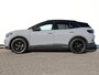 Volkswagen ID.4 Pro Limited Edition Plus 77 kWh 286pk | Wegklapbare Trekhaak | Panoramadak | Elek. verst. Sportzetels | Massage functie | IQ light Matrix | Keyless | Black style pakket plus | App Connect | Grootlichtassistent | Elek. bedien. Achterklep |