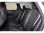 Volvo XC60 T8 Recharge AWD Inscription - Luchtvering - Panorama/schuifdak - IntelliSafe Assist & Surround - 360º Camera - Harman/Kardon audio - Adaptieve LED koplampen - Verwarmde voorstoelen, stuur & achterbank - Parkeersensoren voor & achter - Elektr. bedienb. voorstoelen met geheugen links - Extra getint glas - Inklapbare trekhaak - 19' LMV