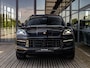 Porsche Cayenne 3.0 E-Hybrid | SPORTCHRONO | SPORTUITLAATEINDPIJPEN | PASM LUCHTVERING | MATRIX | BOSE | STOELVERWARMING | 18-WEG STOELEN | PANORAMA/SCHUIF-KANTELDAK | CAMERA | ELEKTR.TREKHAAK | ADAPTIEVE CRUISE CONTROL | 22 INCH 911 TURBO DESIGN |